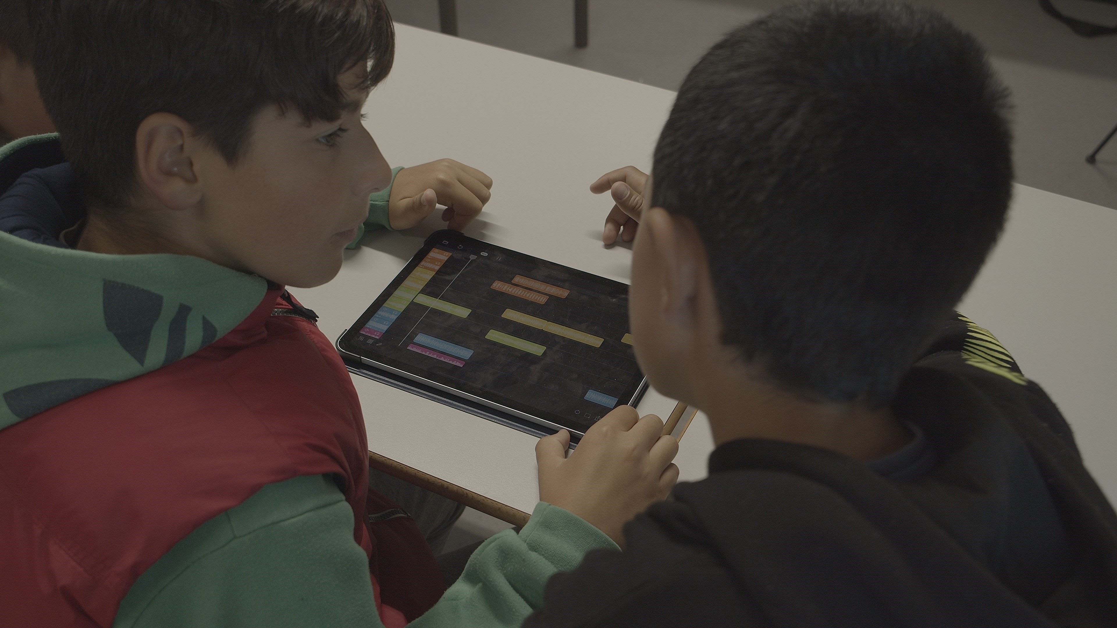 “Ruído logo existo” 